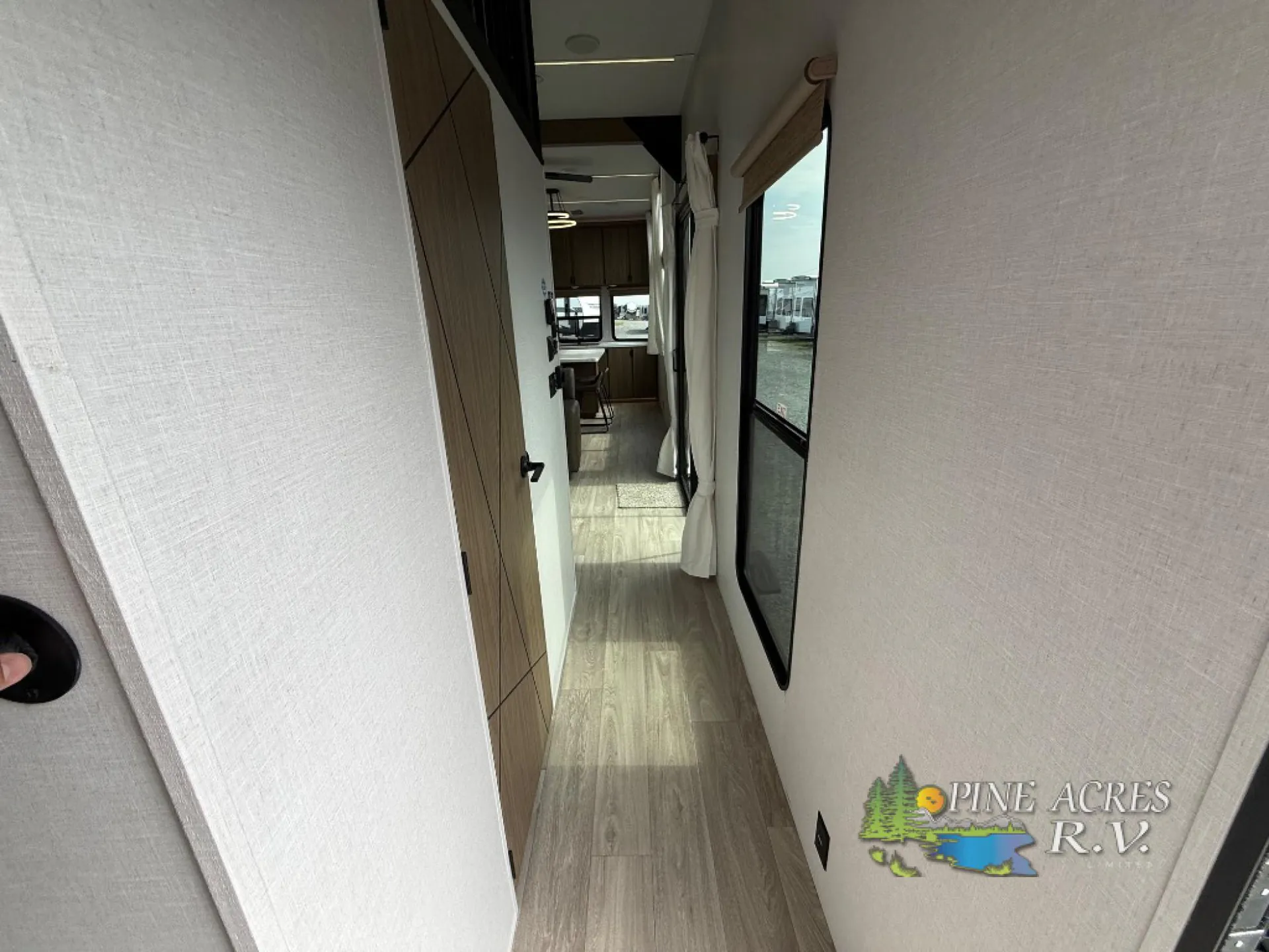 2026 Forest River Wildwood Grand Lodge 40FKP — Photo 5