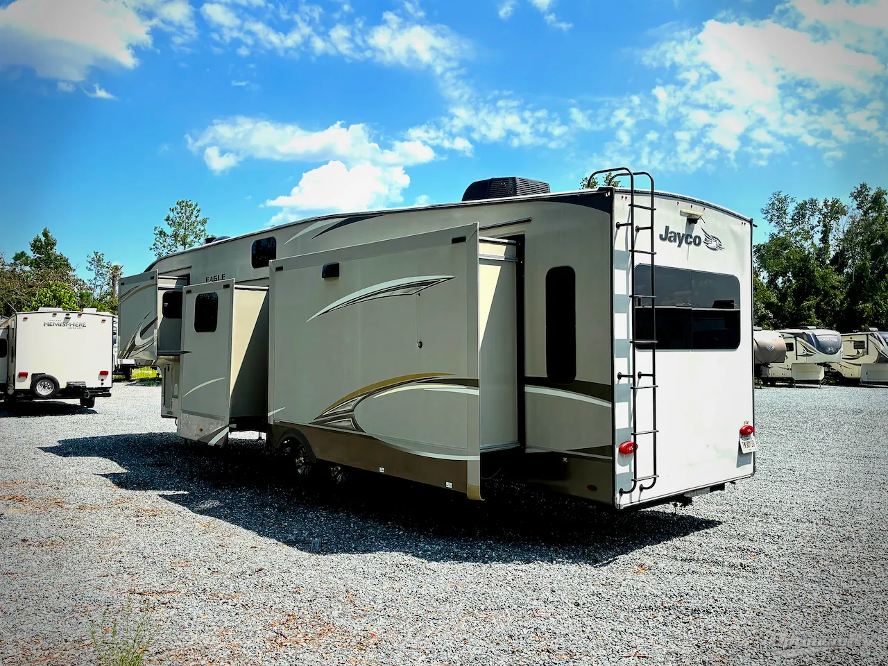 2021 Jayco Eagle 355MBQS - Photo 4