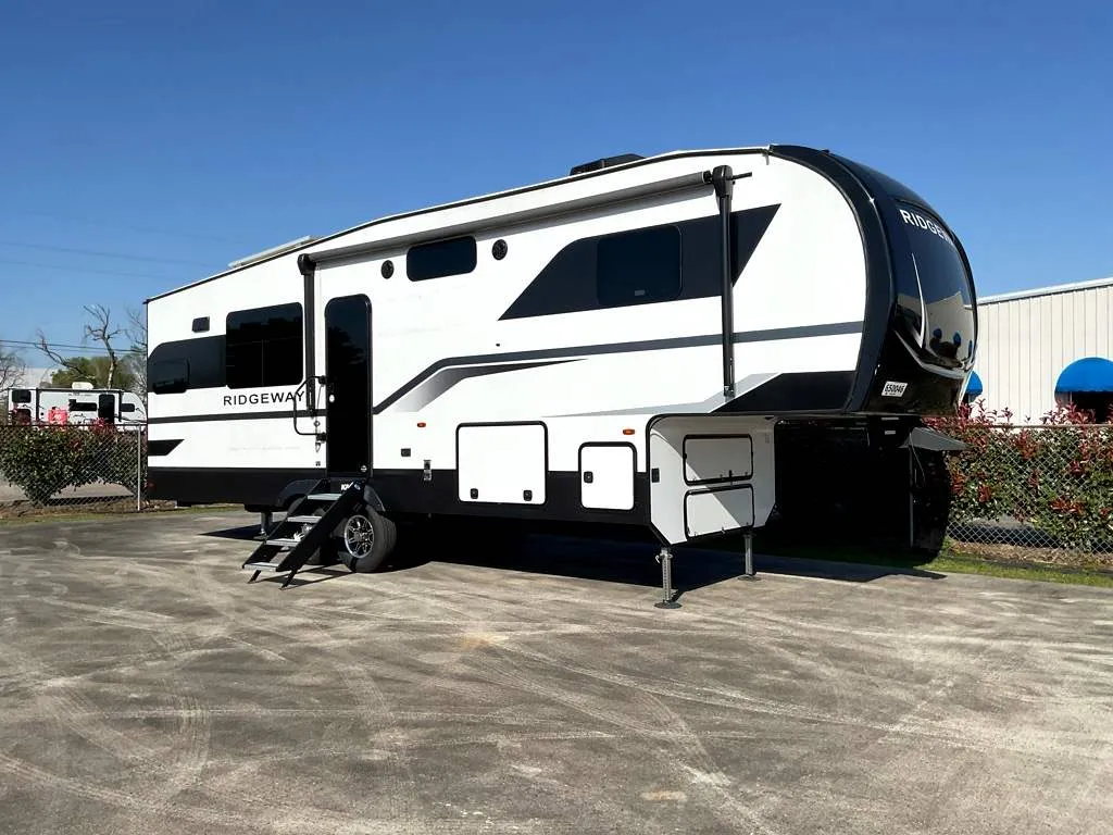2025 KZ RV Ridgeway 27RK - Photo 2
