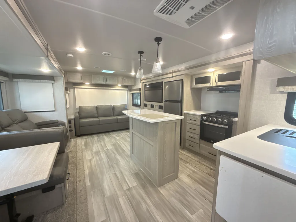 2022 Forest River Flagstaff Super Lite 29RLBS, Photos photo 2
