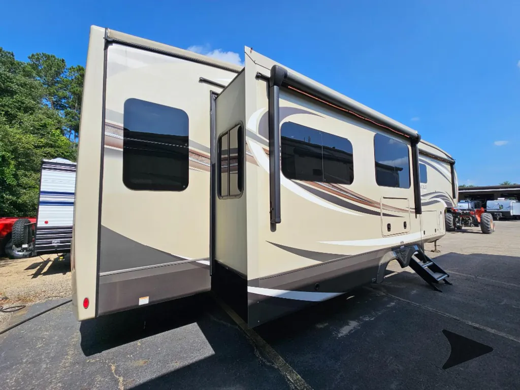 2020 Jayco Pinnacle 36FBTS, Photos photo 10