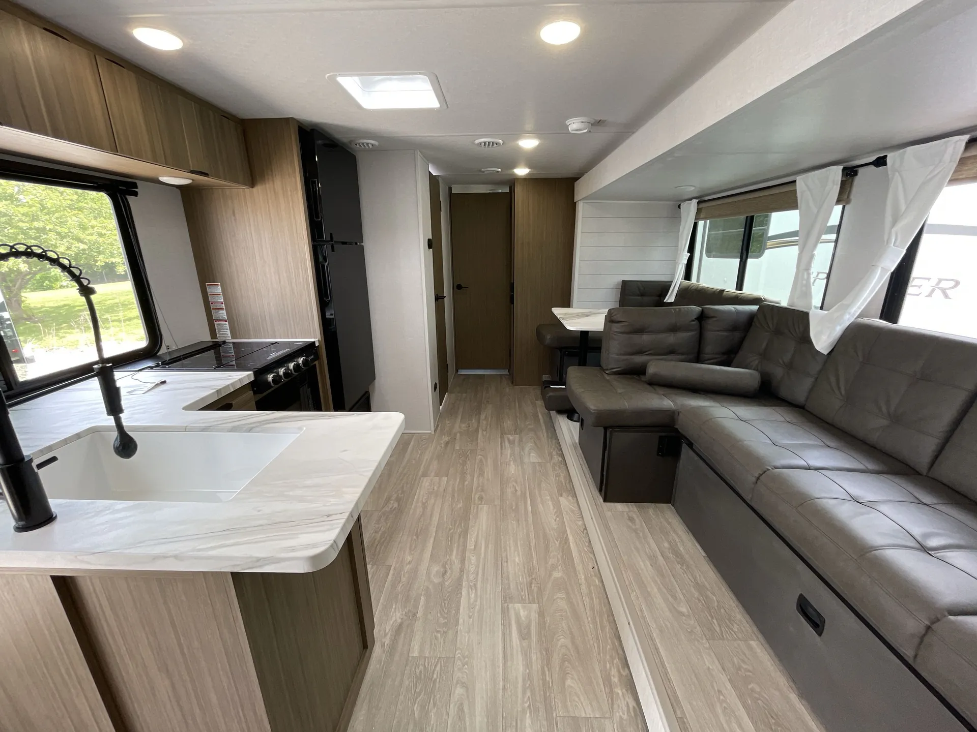 2027 Forest River Salem Cruise Lite 28VBXL — living area main