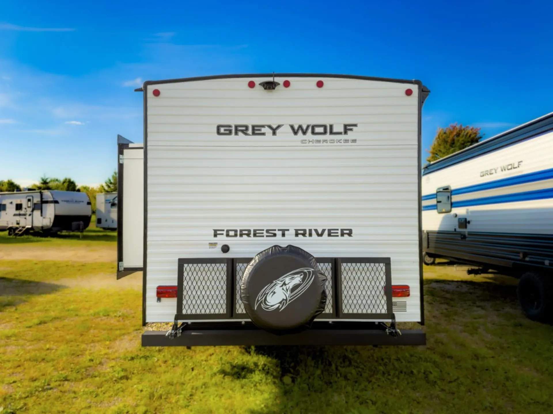 2027 Forest River Cherokee Grey Wolf 21AB — Photo 5