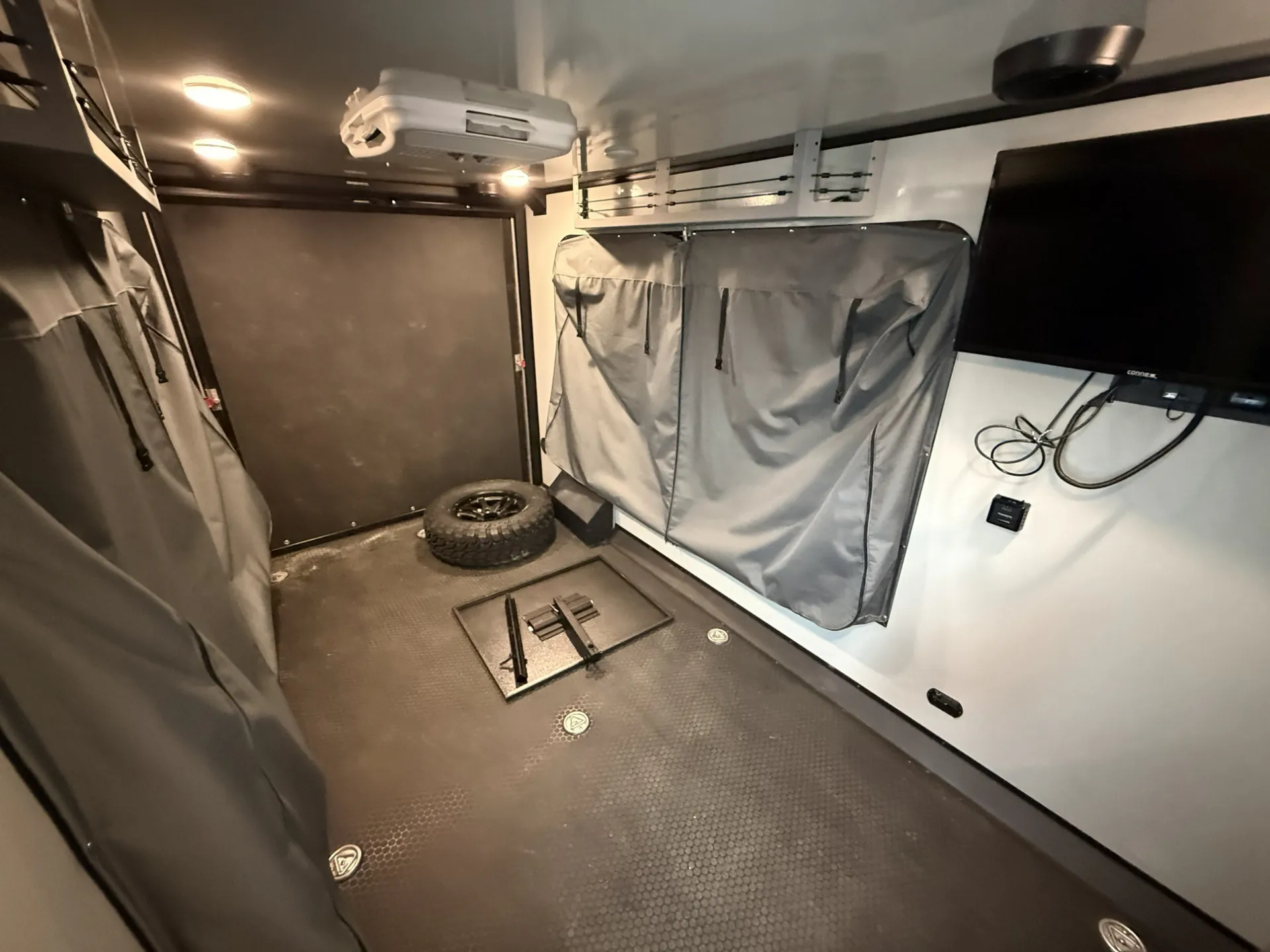 2024 Encore RV ROG 14TH - Photo 4