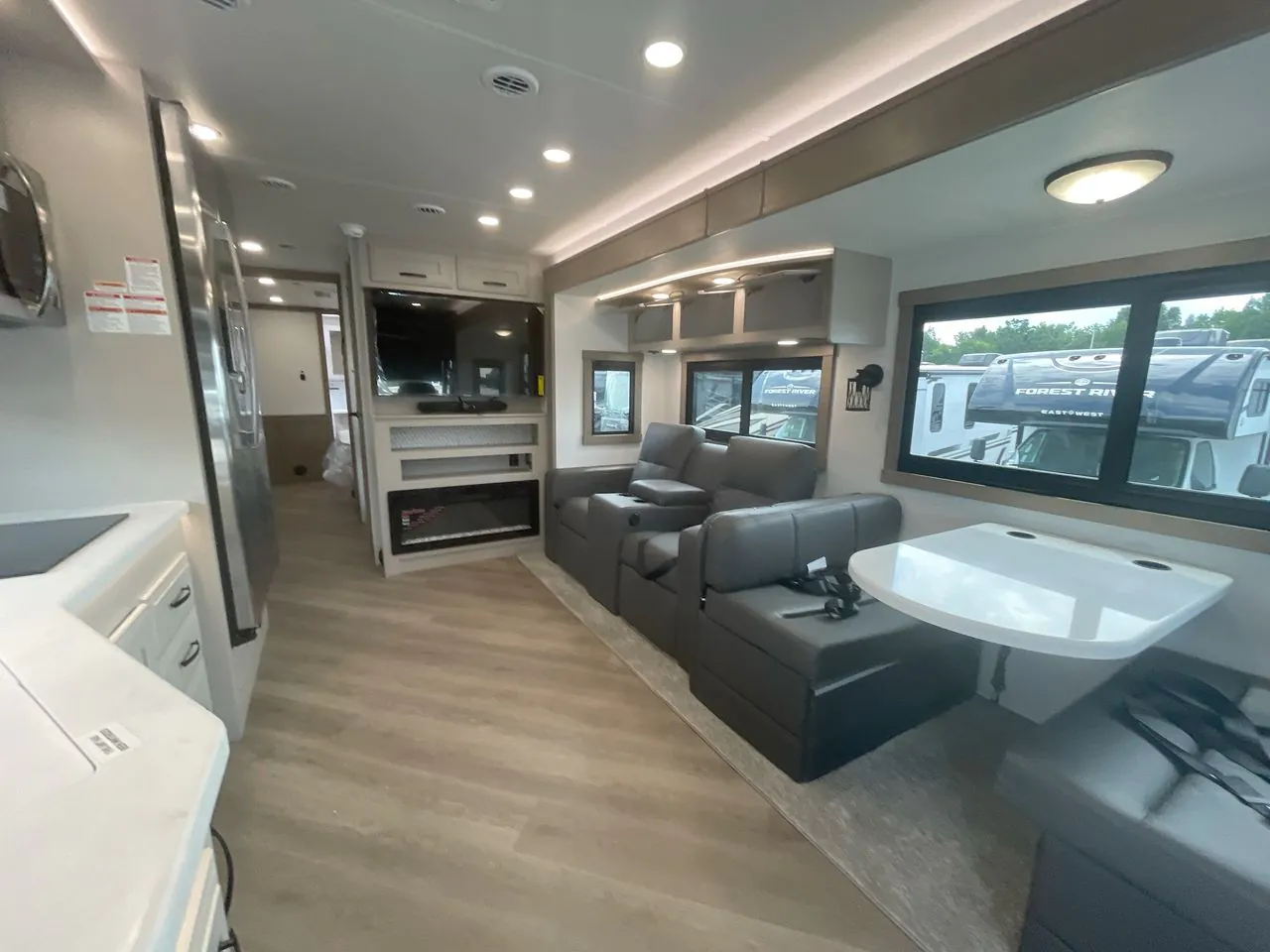 2027 Entegra Coach Emblem 36B - Photo 3