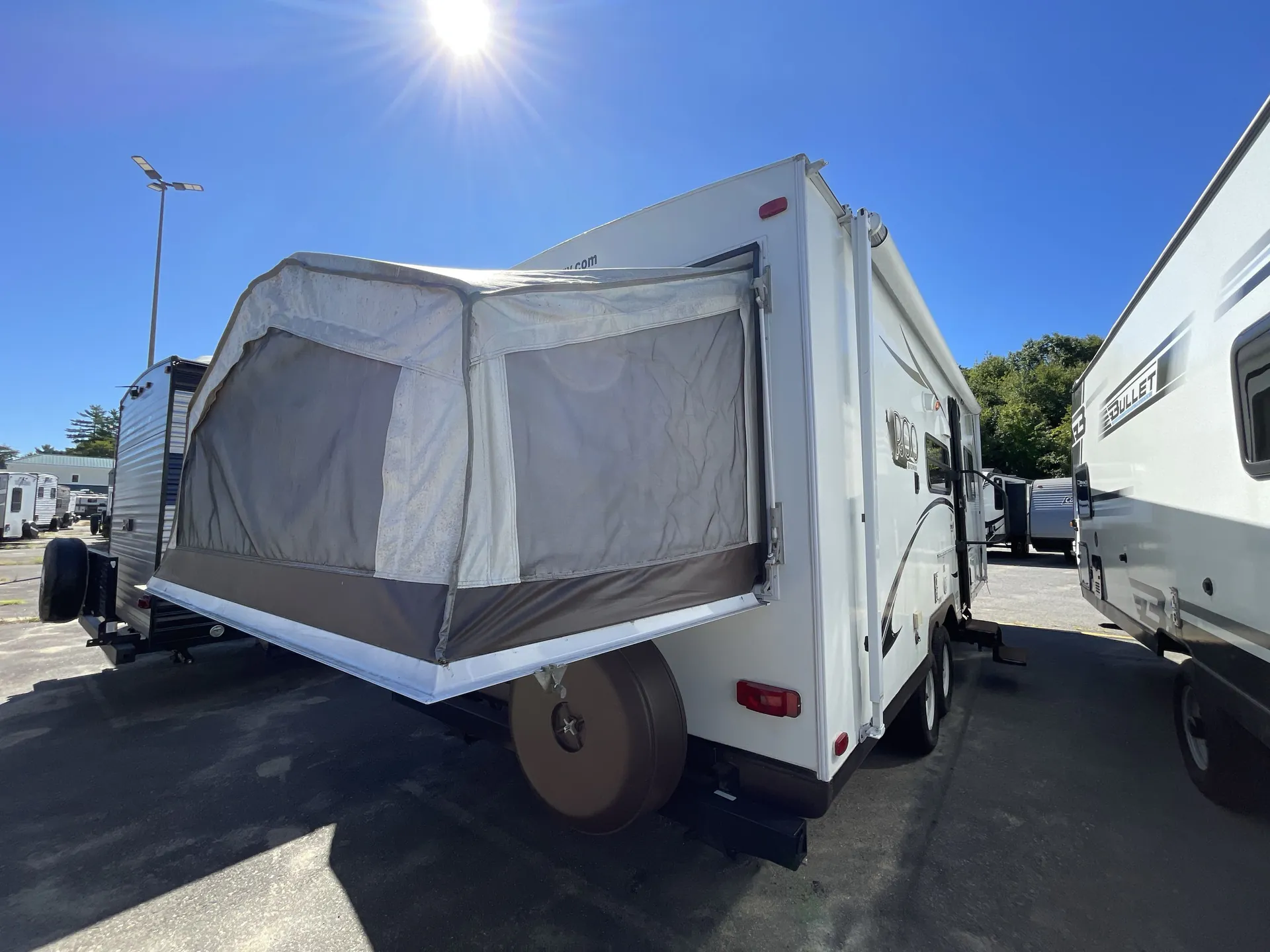 2014 Forest River Rockwood Roo 233S — backside