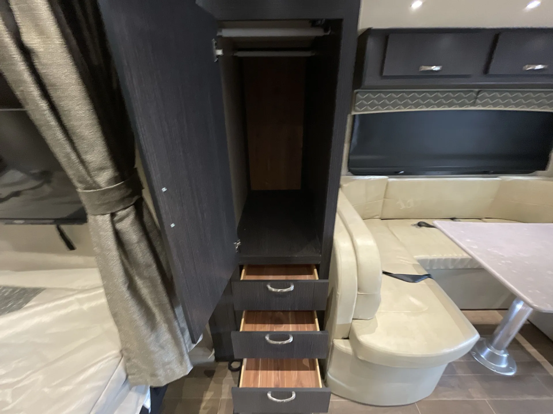 2019 Dynamax Isata 3 24CB — living area main
