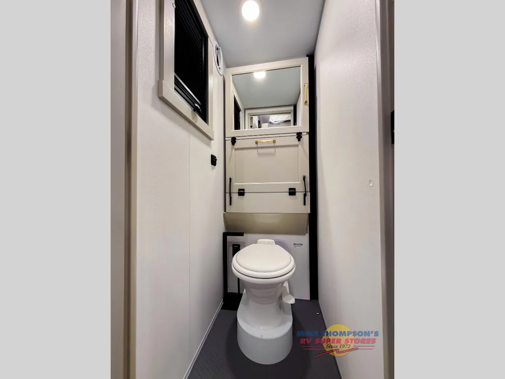 2026 Brinkley Model G 3950, Photos photo 26