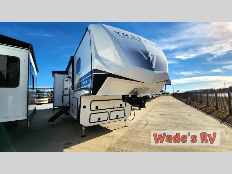 2026 Dutchmen RV Voltage V-Series New    4250 - Main photo