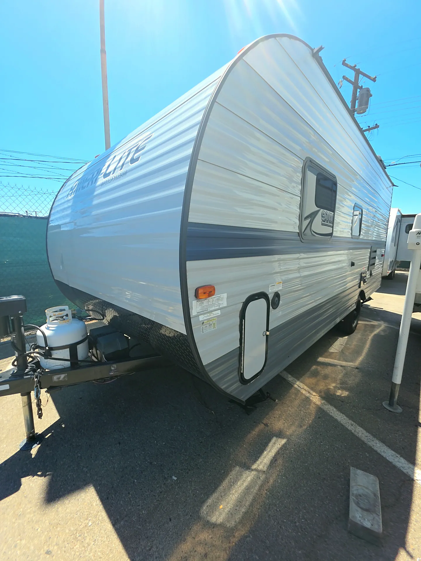 2021 Gulf Stream 189DD Ameri-Lite 189DD - Photo 3