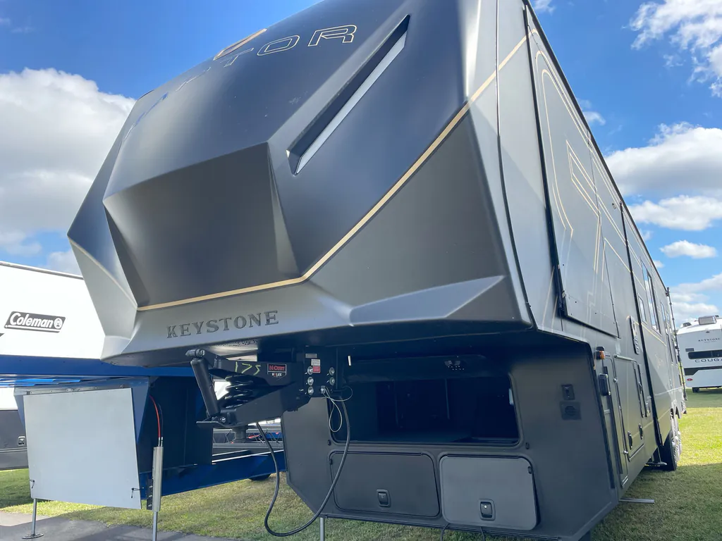 2026 Keystone Raptor 441, Photos photo 4
