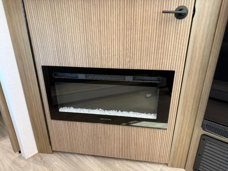 2026 Forest River RV Wildwood X-Lite 25ICE - Photo 4