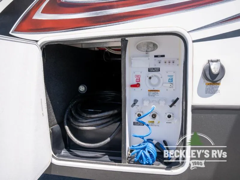 2016 Dutchmen RV Voltage V-Series Used    V3005 - Photo 4