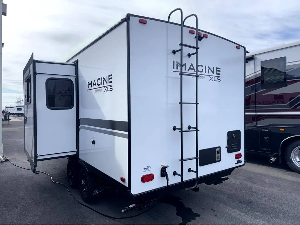 2026 Grand Design Imagine XLS 17MKE - Photo 4