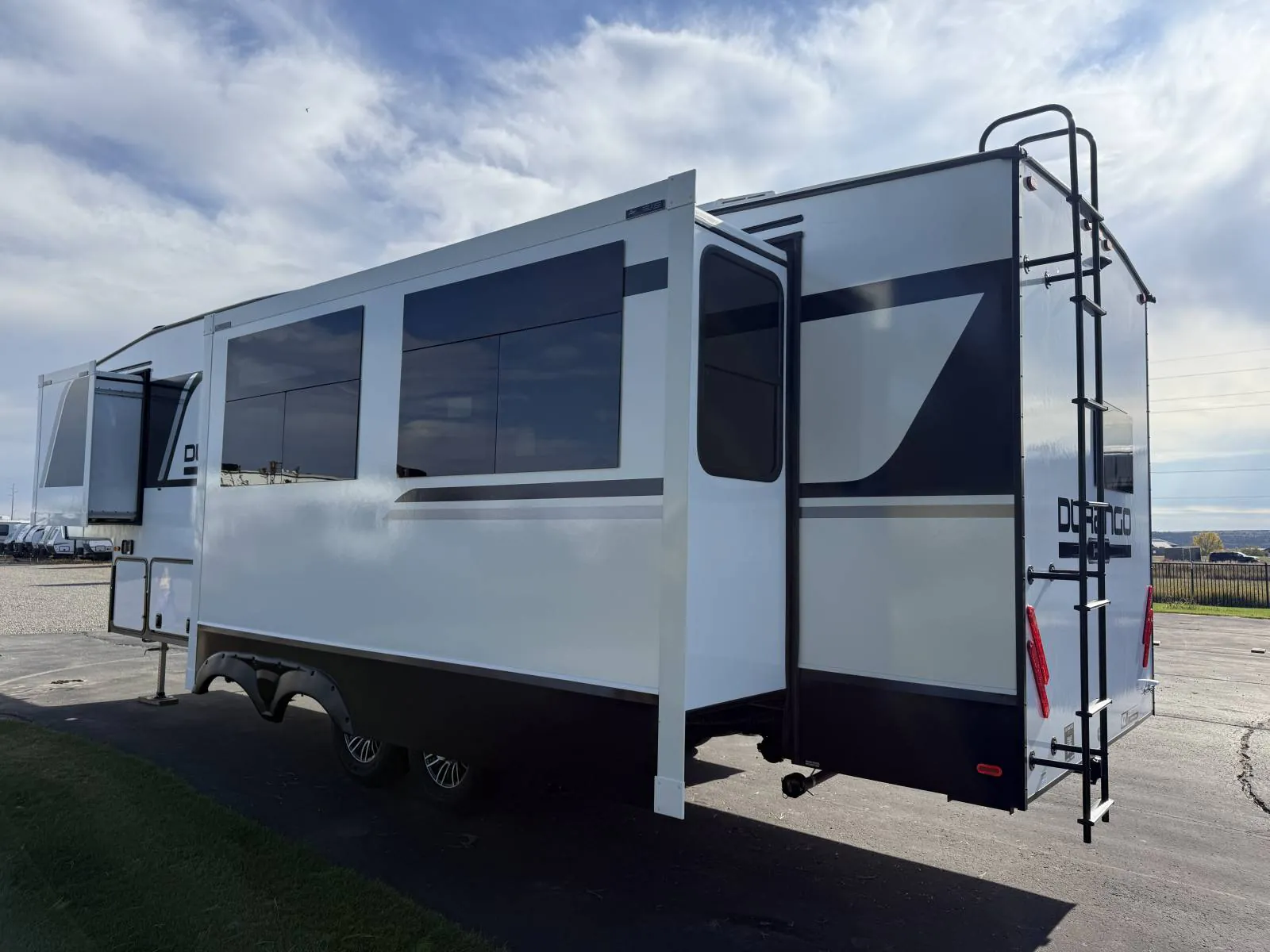 2026 K-Z Durango Half Ton D256RKT - Photo 3