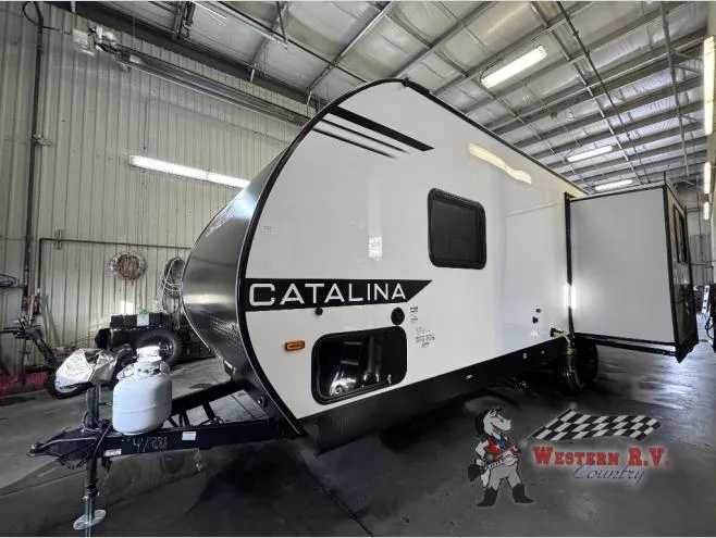 2026 Coachmen Catalina Summit Series 8 231MKS - Photo 3