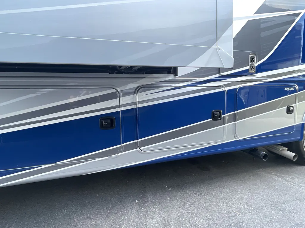 2027 Entegra Coach Vision XL 36C, Photos photo 22