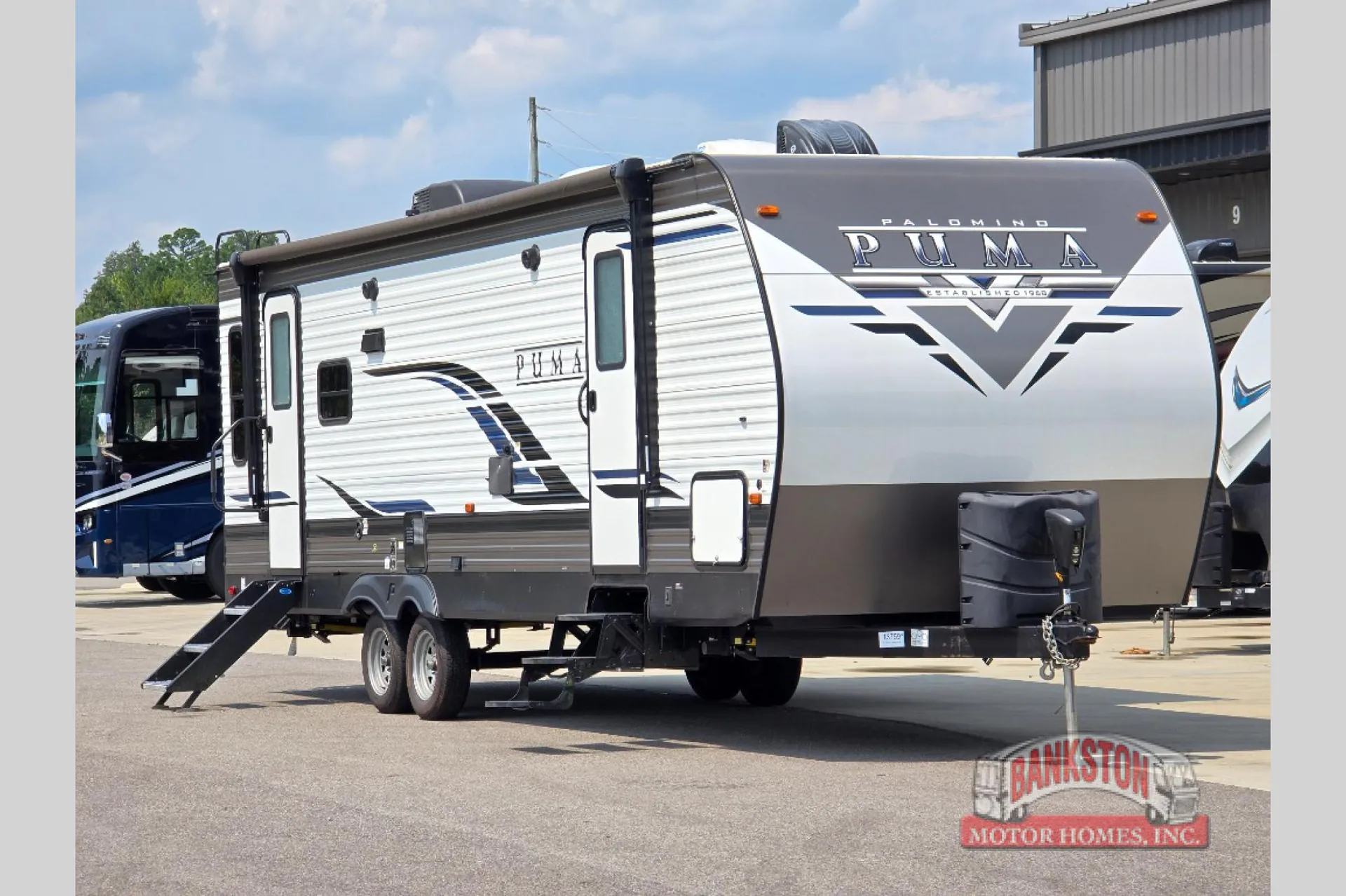 2022 Palomino Puma 27RLSS - Photo 2