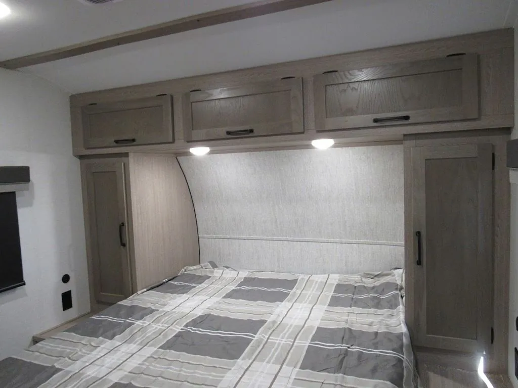 2025 Gulf Stream Conquest 295SBW, Photos photo 31