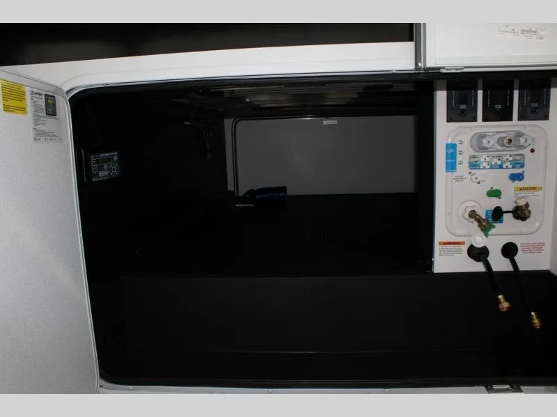 2026 Brinkley Model Z 3515 - Photo 4