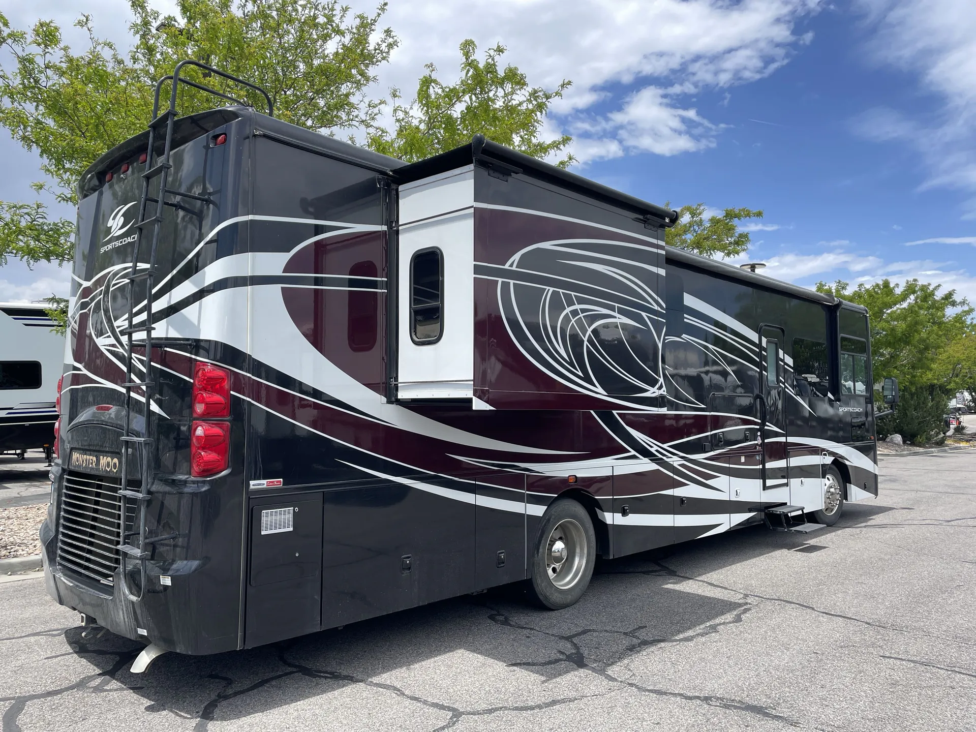 2021 Coachmen Sportscoach SRS 376ES — living area main
