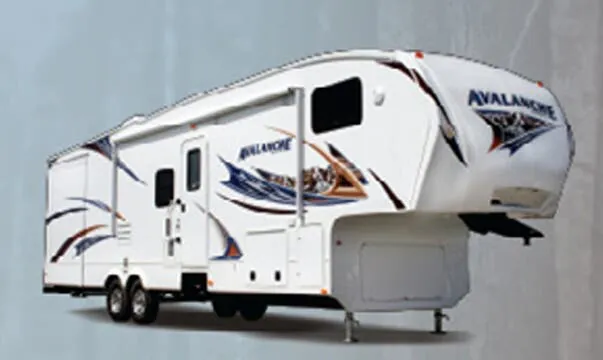 Keystone Avalanche 320RK exterior