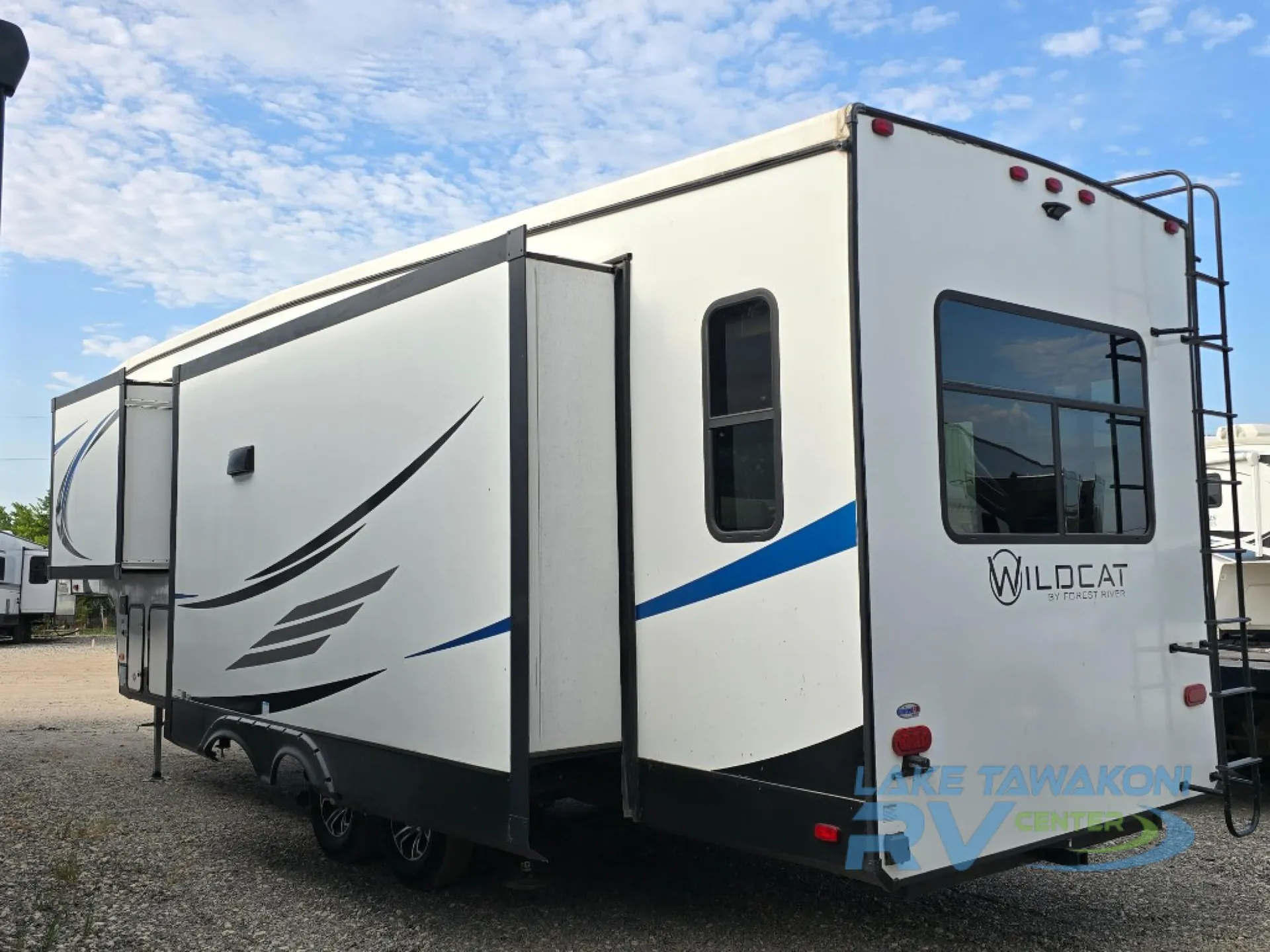 2022 Forest River Wildcat 311RLWS - Photo 4