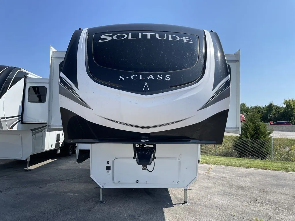 2023 Grand Design Solitude S-Class 3460FL - Photo 3