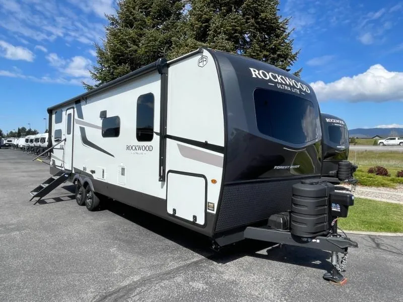 2026 Forest River Rockwood Ultra Lite 2706BH - Photo 2