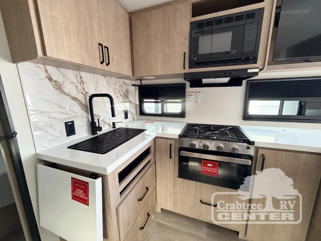 2026 Grand Design Imagine 2300MK - Photo 4