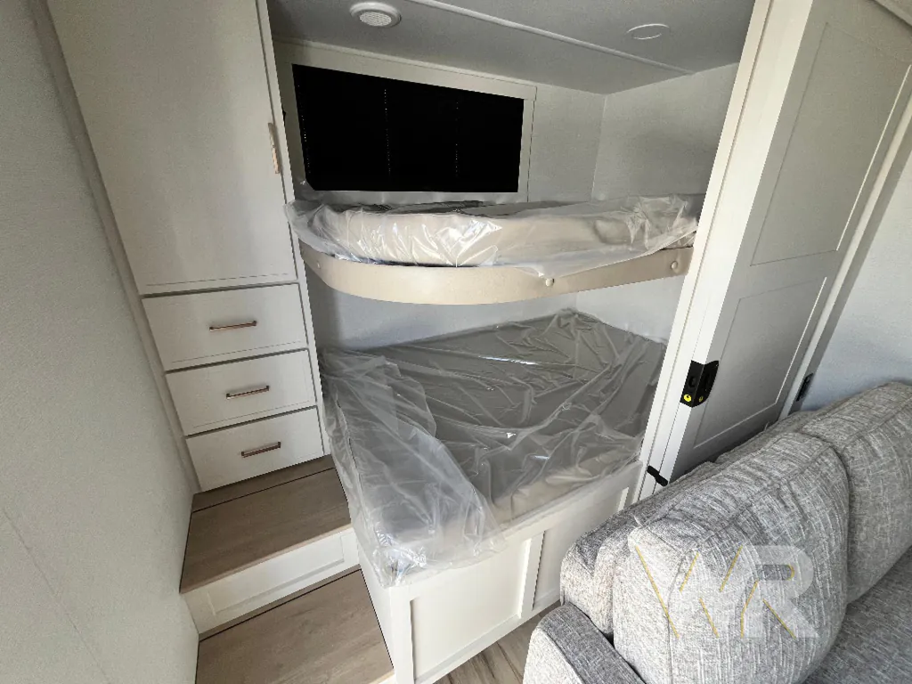 2026 Brinkley Model I 294, Photos photo 10