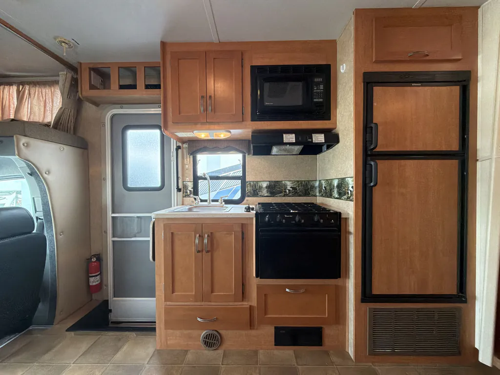 2010 Forest River Solera 24S, Photos photo 11