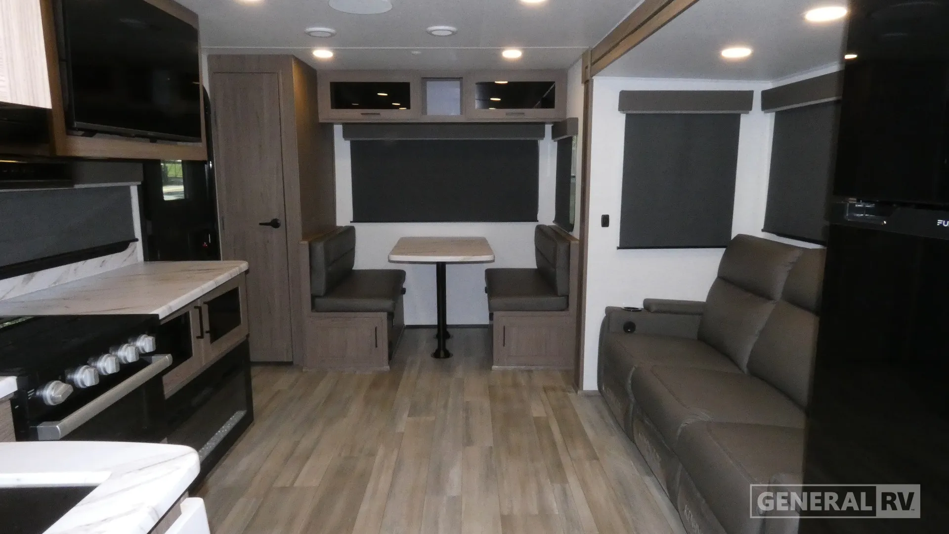 2024 Alliance RV Delta 252RL - Photo 3