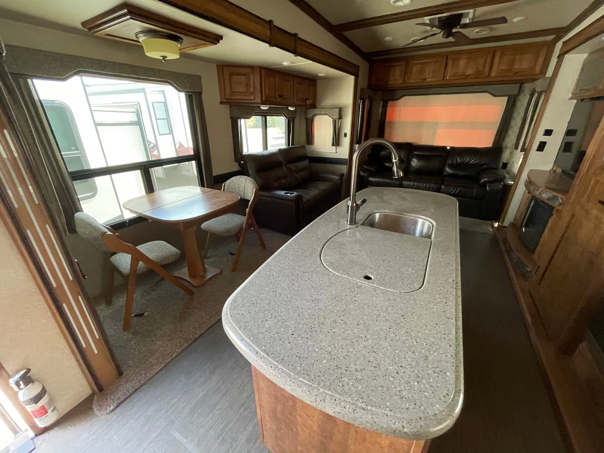2017 Heartland Big Country 3560SS - Photo 4