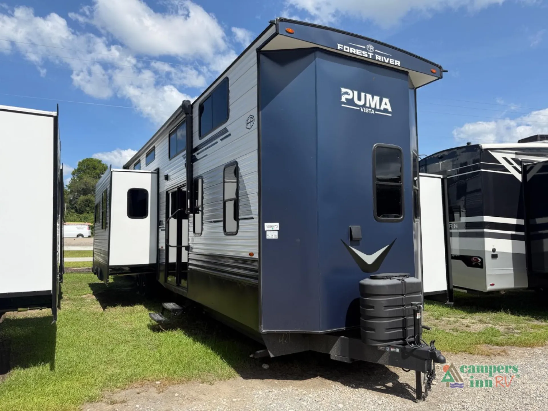 2027 Forest River Puma Vista 421LFT