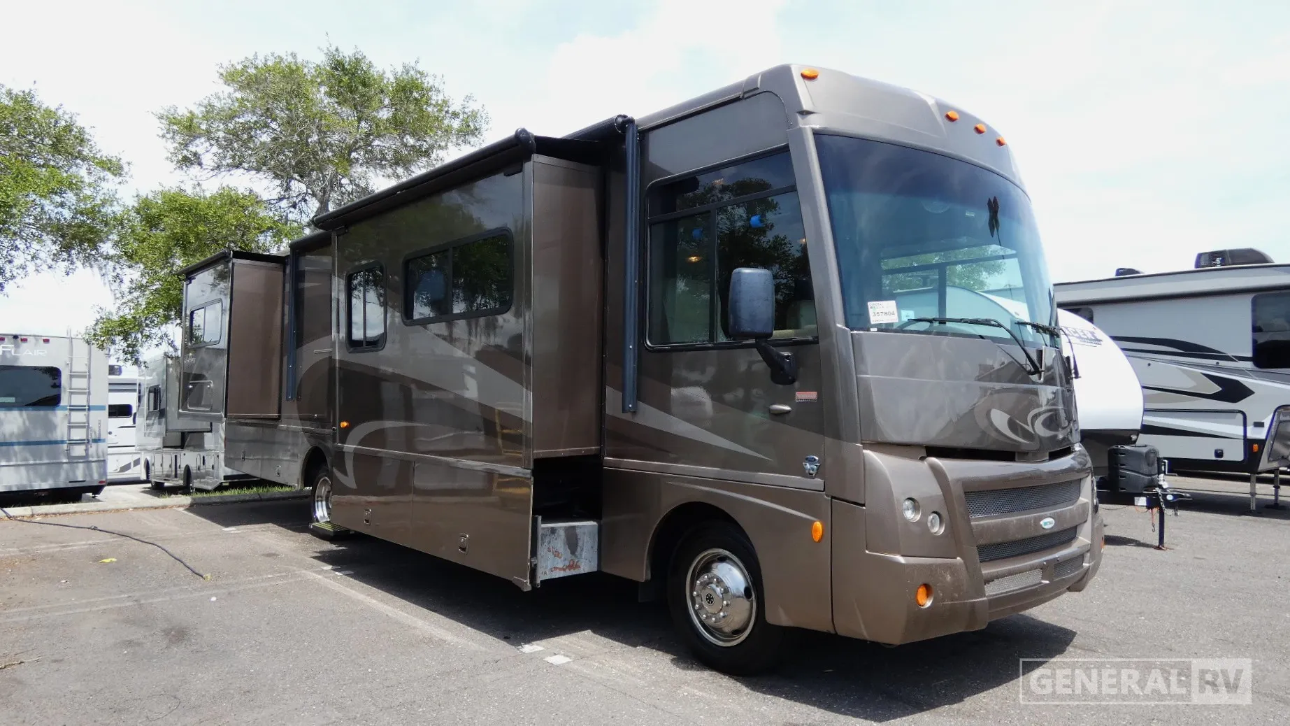 2011 Itasca Sunova 33C - Photo 2