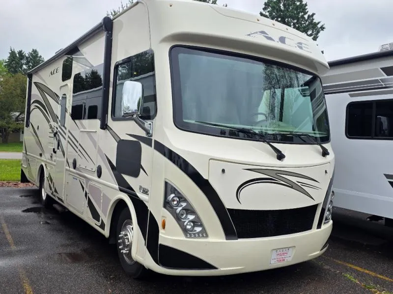 2018 Thor Motor Coach A.C.E 27.2 - Photo 2
