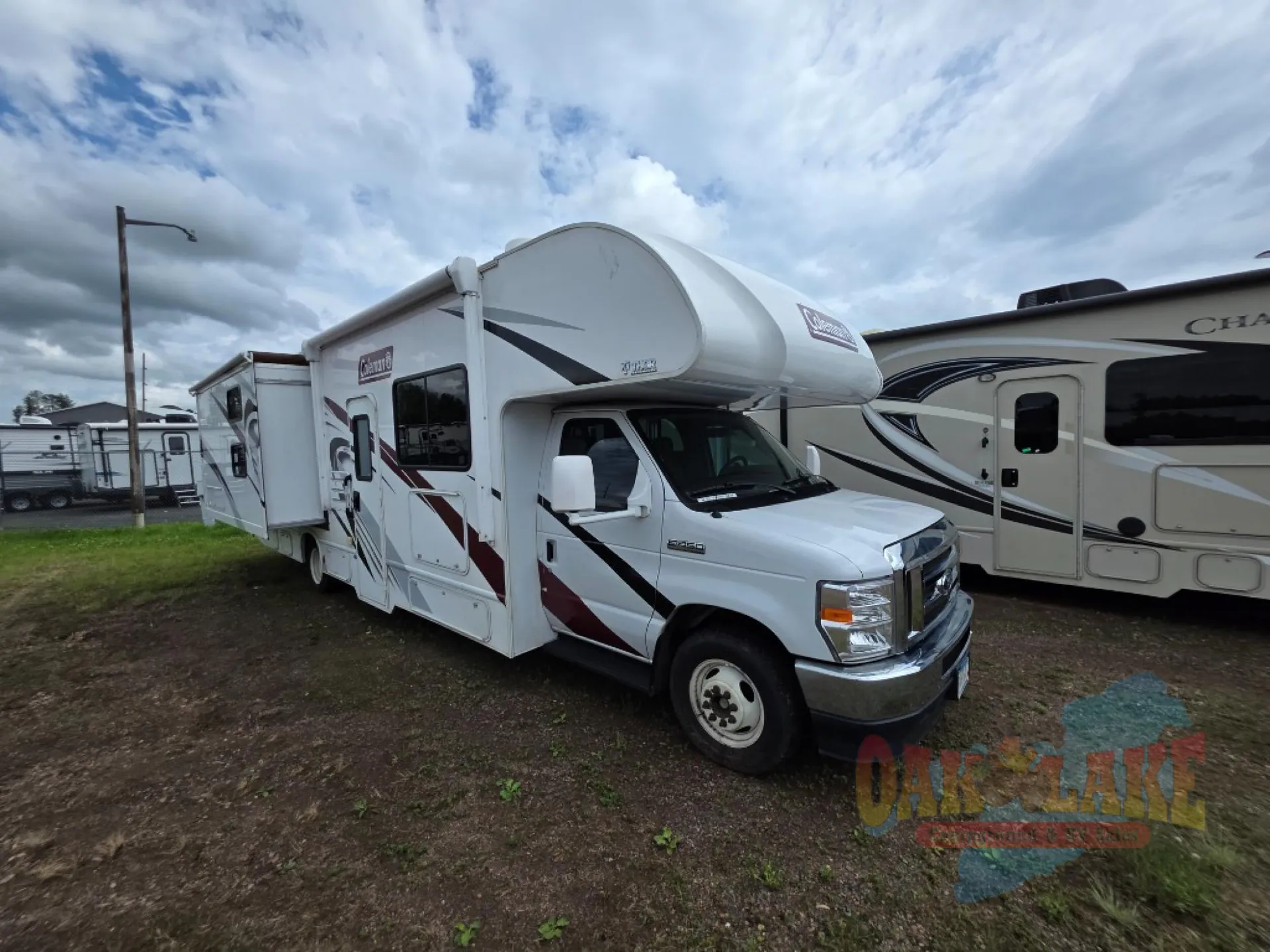 2022 Thor Motor Coach Coleman 30CM - Photo 2