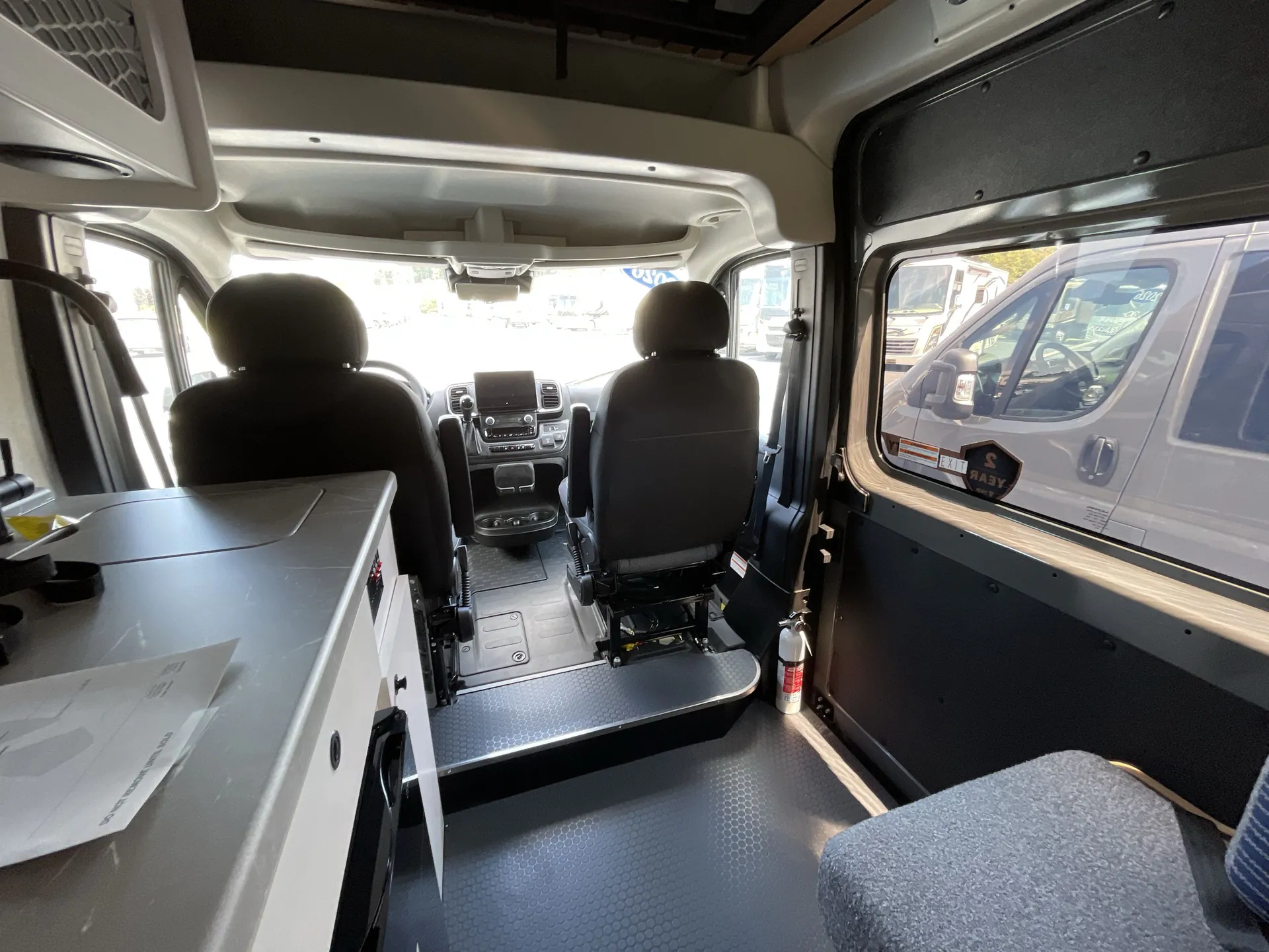 2026 Thor Motor Coach Freedom Elite 17D — living area main