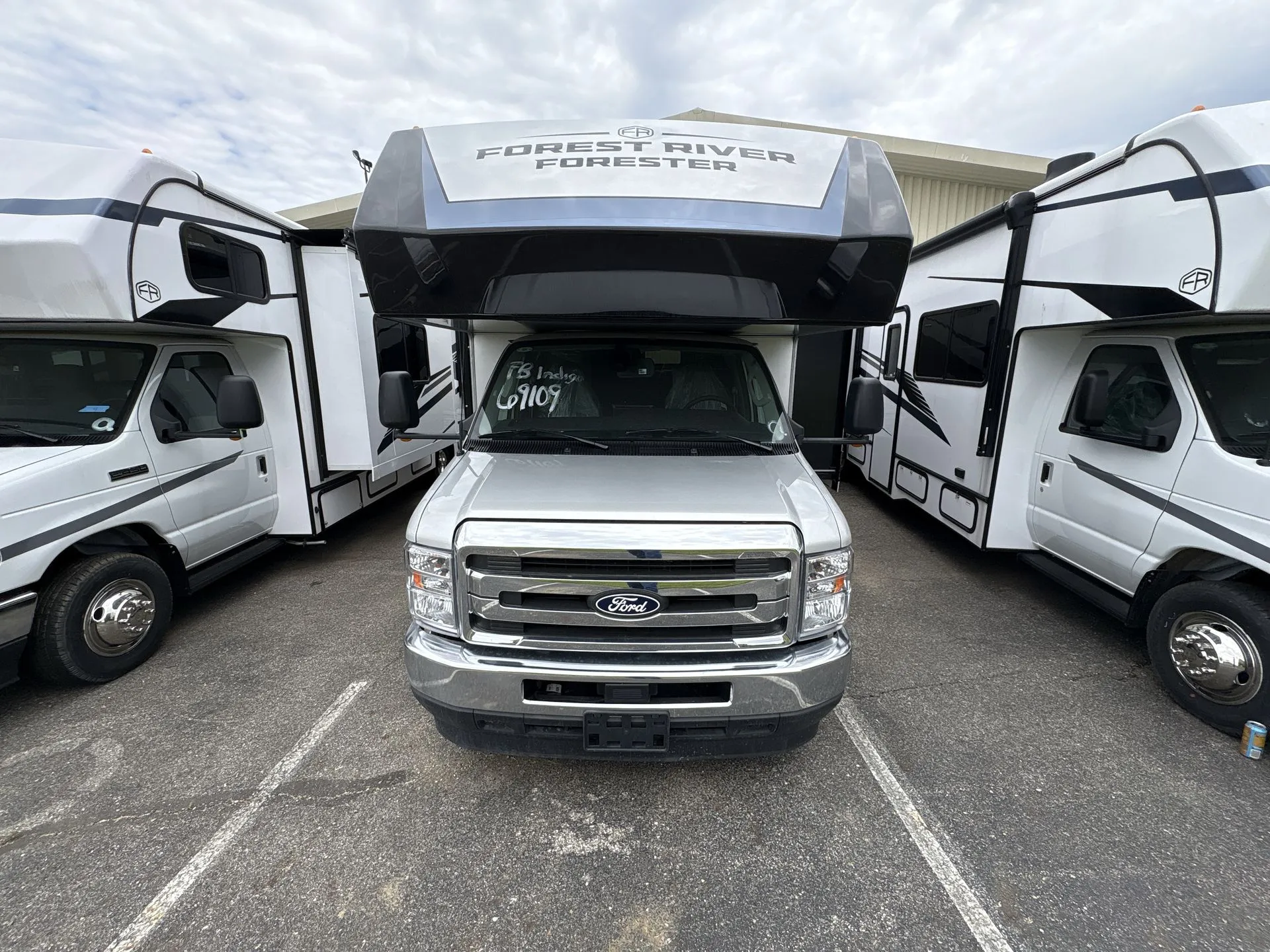 2026 Forest River Forester 3051S - Photo 4