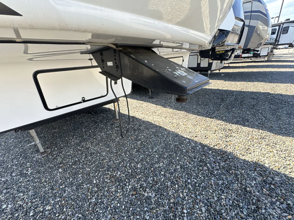 2019 Forest River Sabre 36BHQ, Photos photo 32
