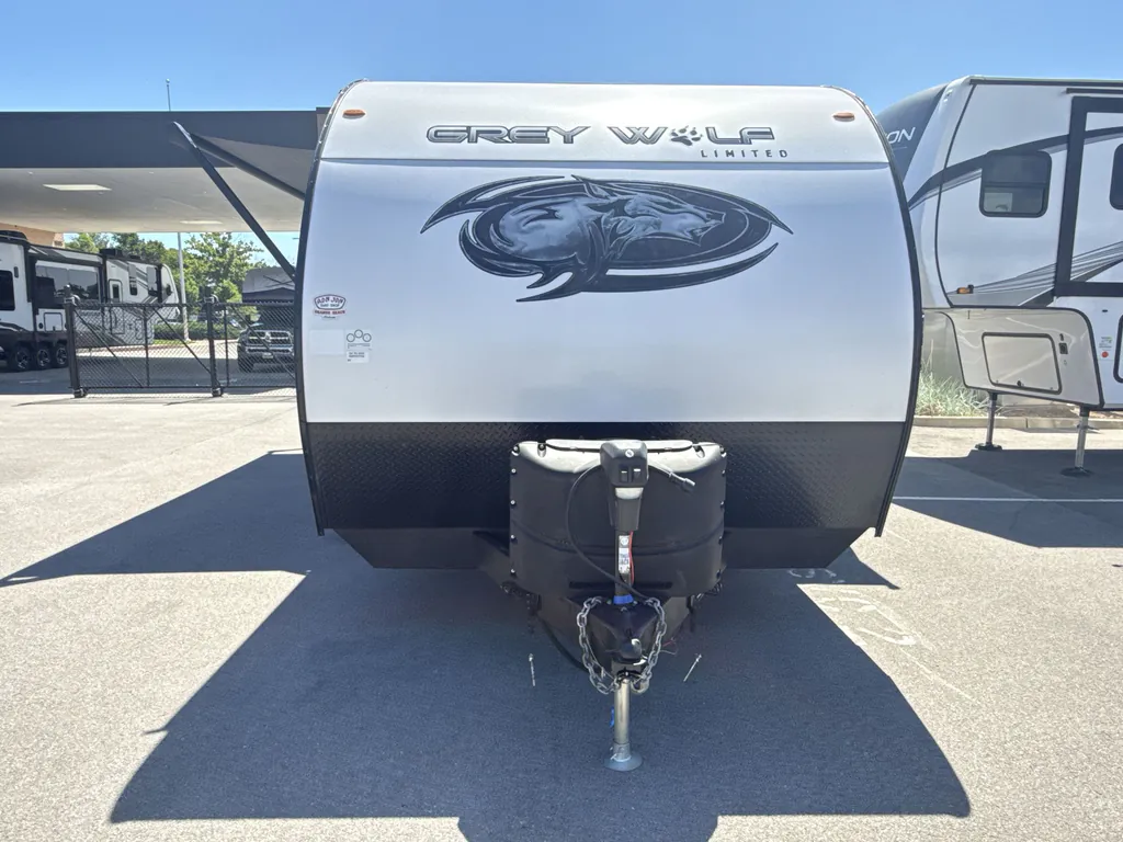 2023 Forest River Cherokee Grey Wolf 27DBH, Photos photo 4