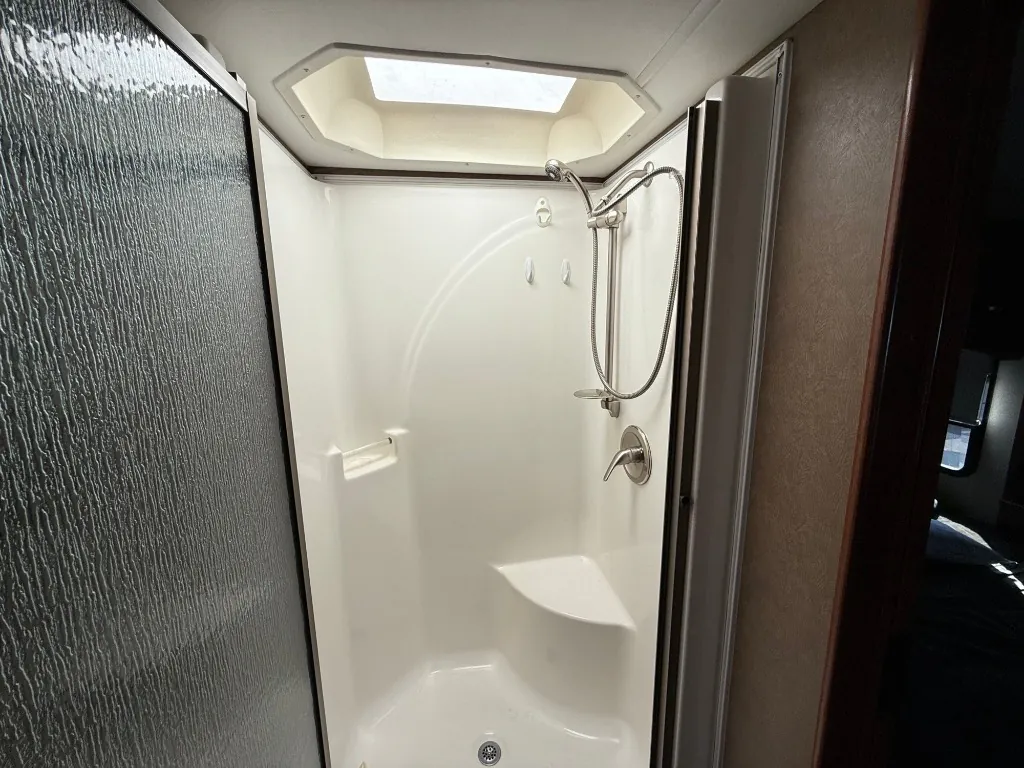 2015 Forest River RV Berkshire 38A, Photos photo 28