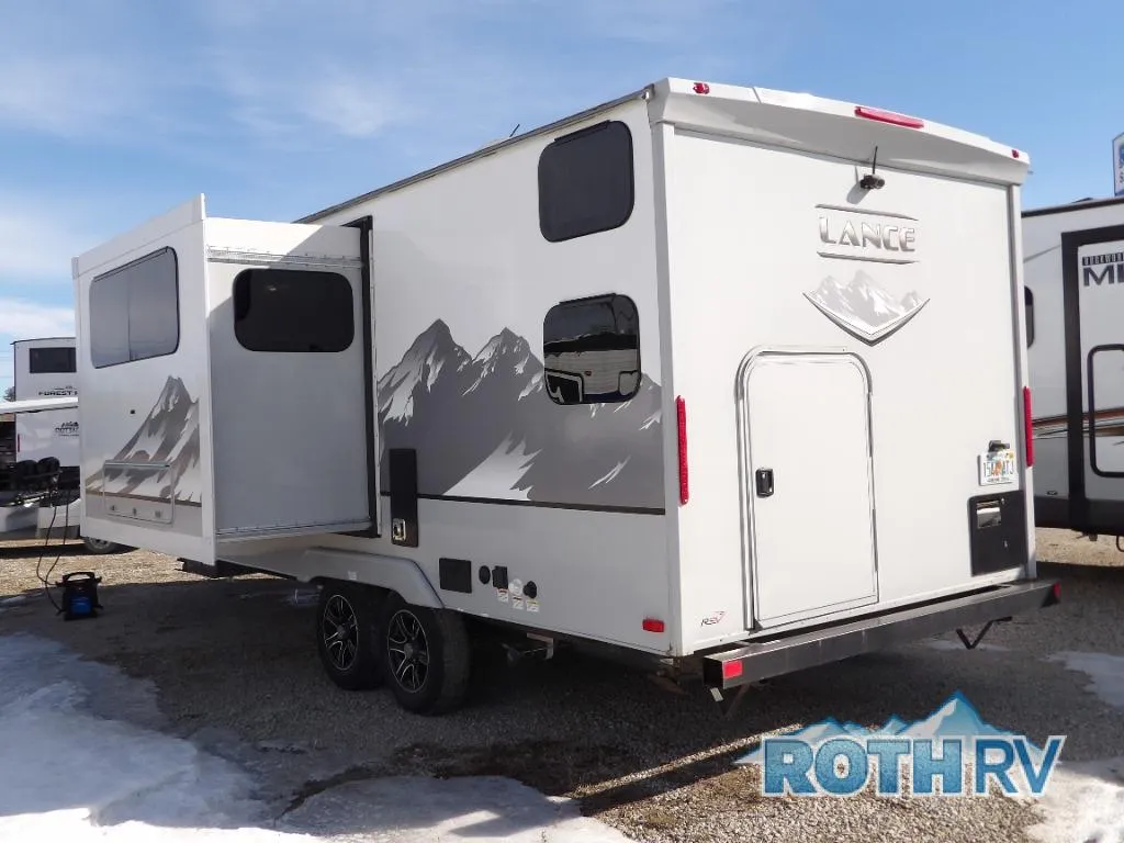 2021 Lance Lance Travel Trailers 2185 - Photo 3
