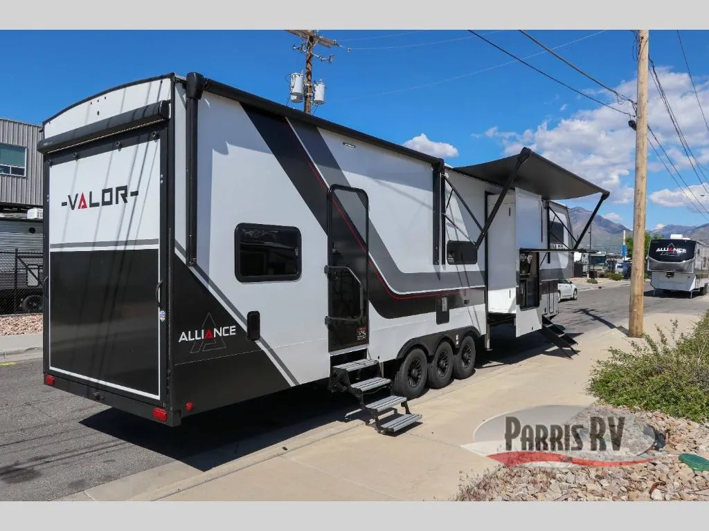 2025 Alliance RV Valor 40V13 - Photo 3