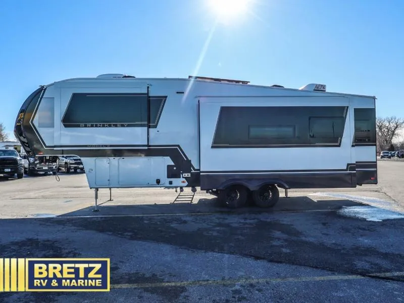 2026 Brinkley Model Z 2900 - Photo 3