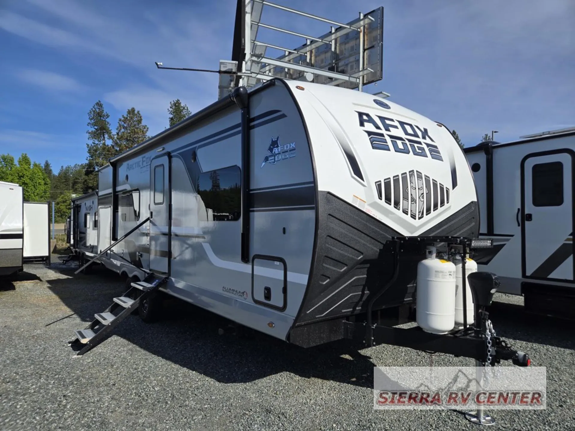 2026 Northwood Arctic Fox Edge 26MK - Photo 2