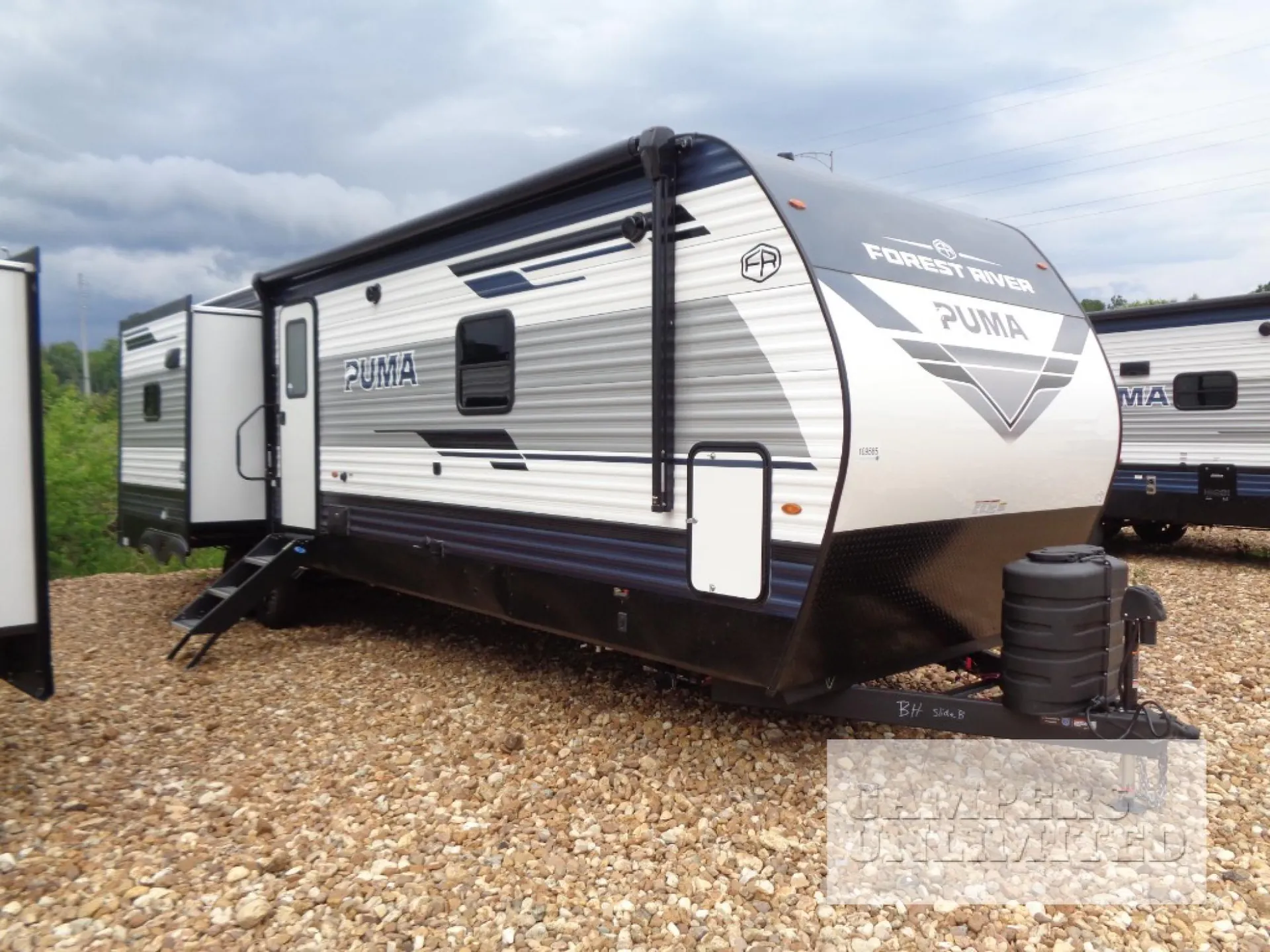 2027 Forest River Puma 32BHFS