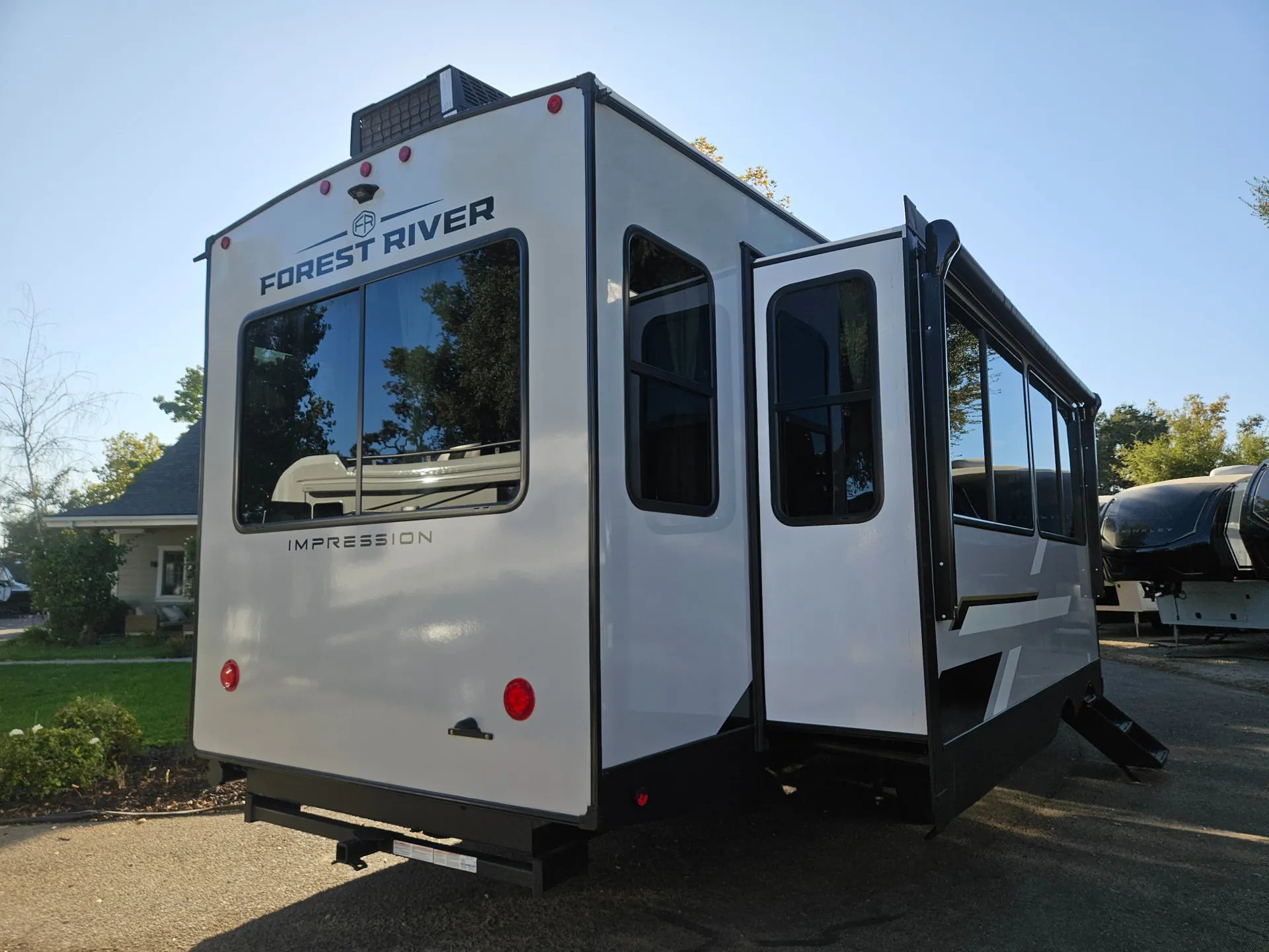 2027 Forest River Impression 318RL - Photo 3
