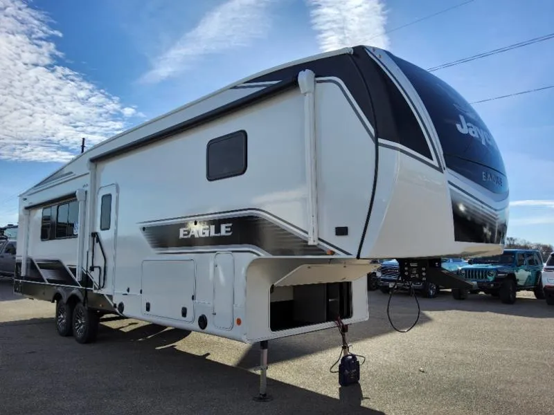 2026 Jayco Eagle 365UKTS - Photo 2